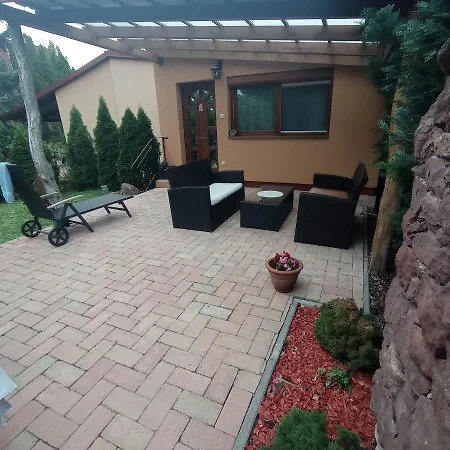 Rozsa Apartman Alsoors Exterior photo